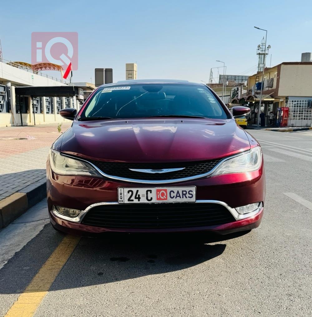 كرايسلر 200
